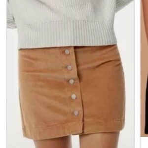 Wilfred Free corduroy button, front skirt. Small